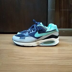 New Women's Nike Air Max 90 ST, Rare Color, Navy, Teal, Light Blue, Sz. 7.5